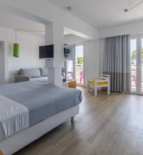 Marathon Beach Resort - Νέα Μάκρη