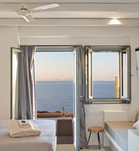 Paros Cape Suites