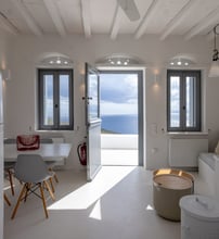 Sterni House by Tinos Residencies