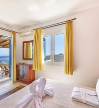 Sunrise Beach Suites - Αζόλιμνος, Σύρος