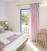 Sunshine Hotel - Καμάρι, Σαντορίνη