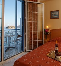 Tolo Hotel - Τολό