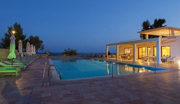 4* Alonissos Beach Bungalows & Suites Hotel - Αλόννησος