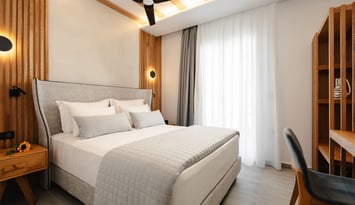 Phaistos Suites - Άγιος Προκόπιος, Νάξος