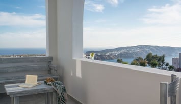 Aspronisi Luxury Villa - Μεγαλοχώρι, Σαντορίνη