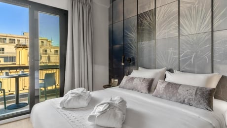 4* Azur Volos - Βόλος