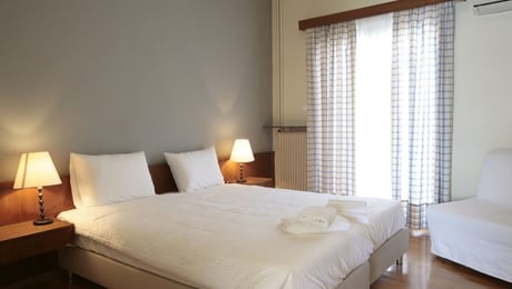 Theoxenia Hotel - Λουτράκι