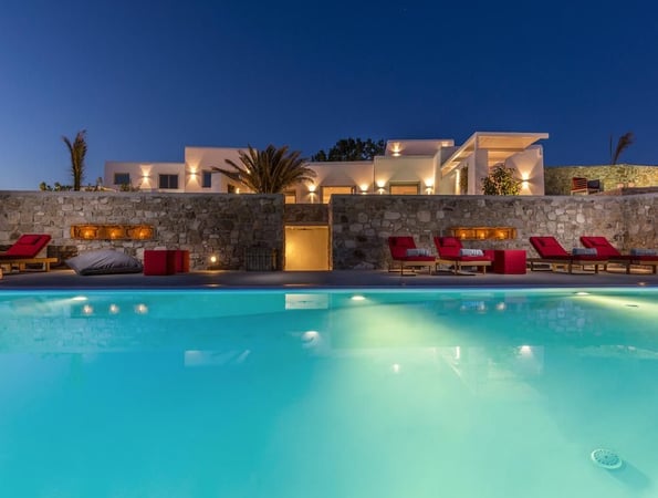 4* Bespoke Mykonos