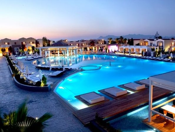 5* Pelagos Suites Hotel