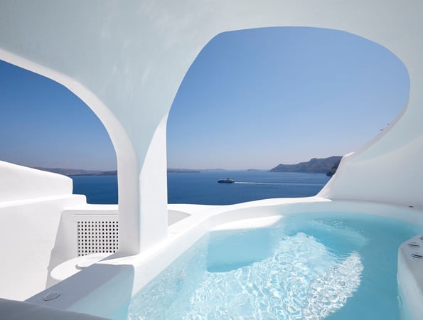 Oia White Cave Villa