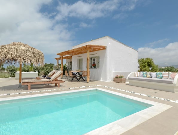 Naxos Finest Villa