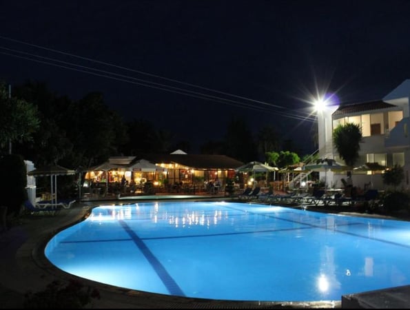 Asterias Bay Hotel