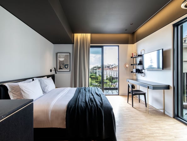 4* The Modernist Athens