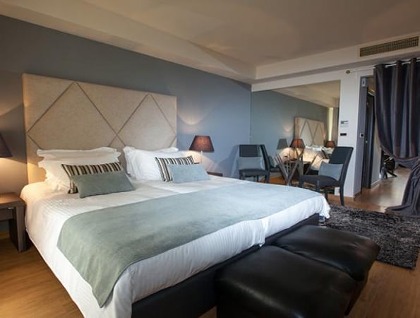 Golden Suites & Spa