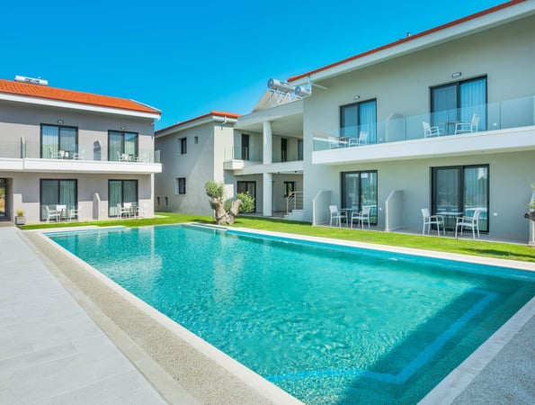 AlexMare Suites - Σκάλα Φούρκας, Χαλκιδική