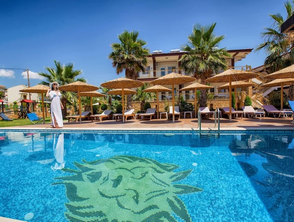 Evlogia Hotel Seafront and Annex by Greek Pride - Κασσάνδρα, Χαλκιδική