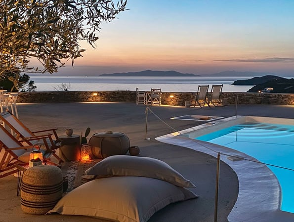 Pino Di Loto - Κίνι, Σύρος