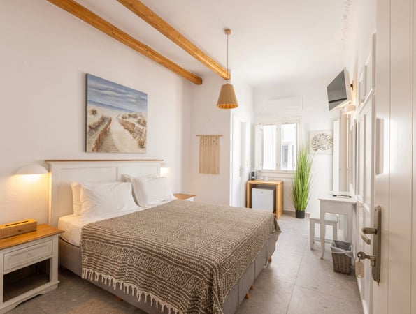 Parosquare Central Suites - Παροικιά, Πάρος