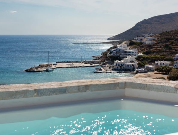 4* Zetine Suites - Αλοπρόνοια, Σίκινος