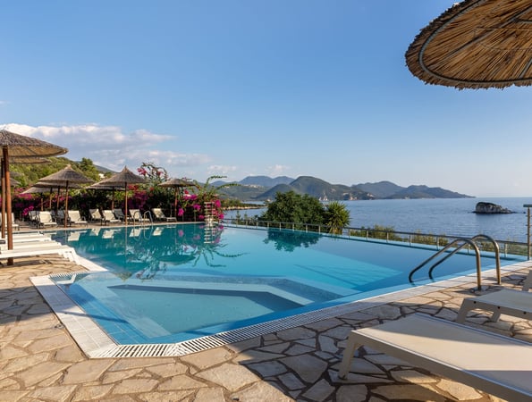 4* Costa Smeralda - Σύβοτα