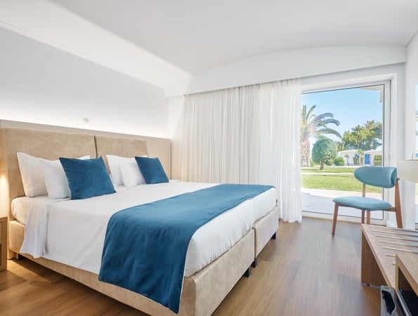 4* Comer Kinetta Beach  - Κινέτα