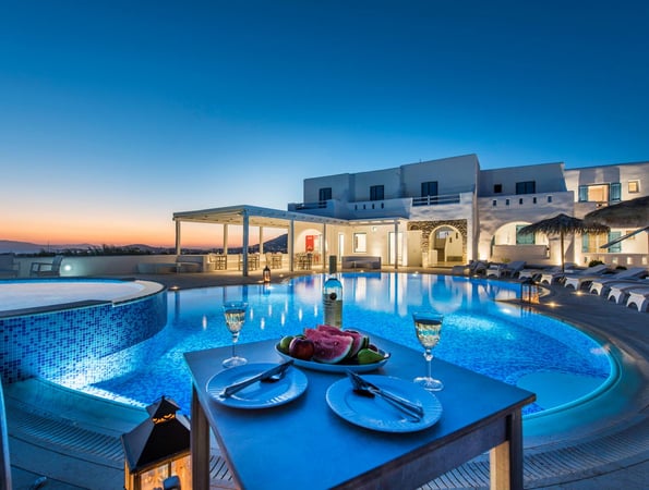 4* Cycladic Islands Hotel & Spa