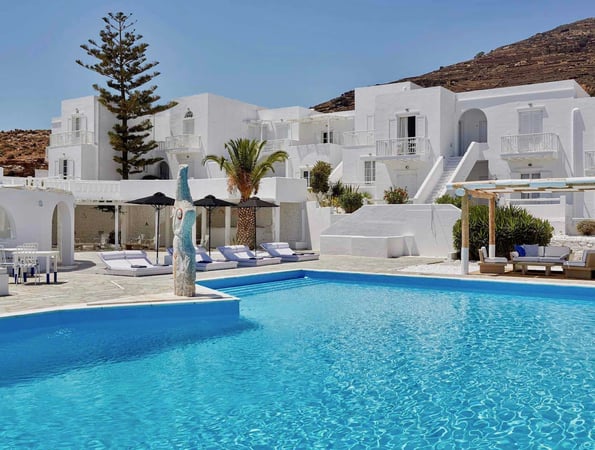 4* Mr. and Mrs. White Tinos Boutique Resort