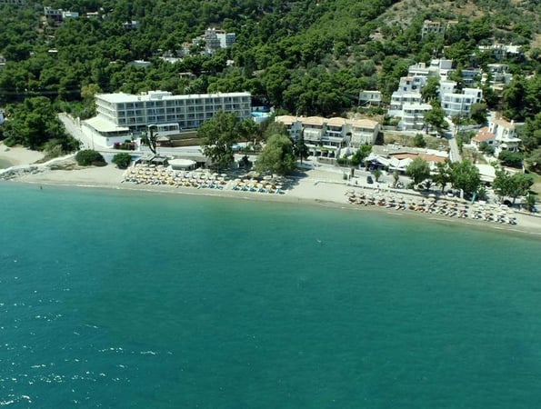 4* New Aegli Hotel