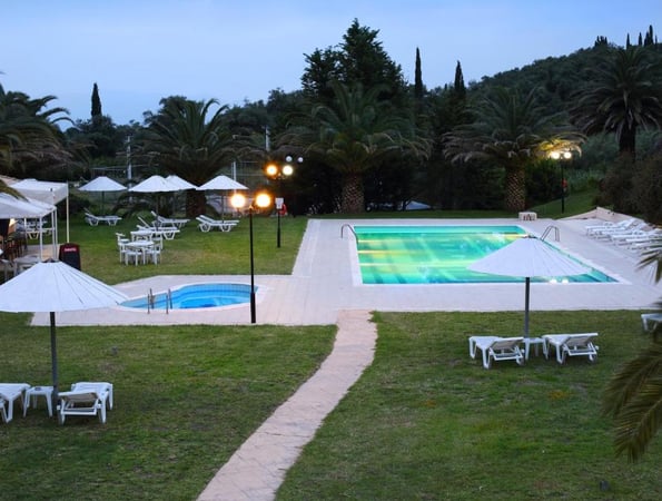 4* Rebecca's Village - Καρουσάδες, Κέρκυρα