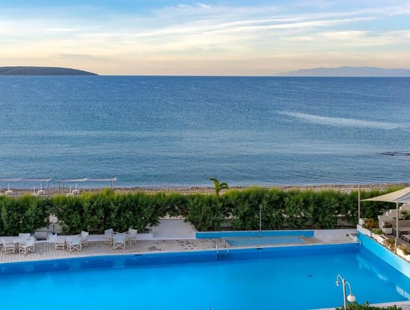 4* The Grove Seaside Hotel