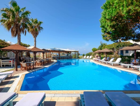 4* Alkyoni Beach Hotel  - Άγιος Γεώργιος, Νάξος