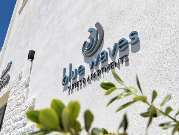 Blue Waves Suites & Apartments - Δρυός, Πάρος