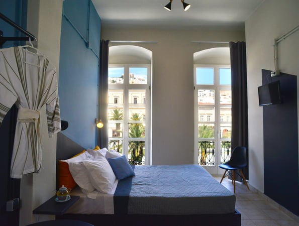Habit Guesthouse - Ερμούπολή, Σύρος