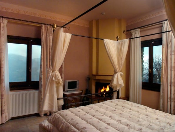 4*Miression Traditional Guesthouse & Holiday House