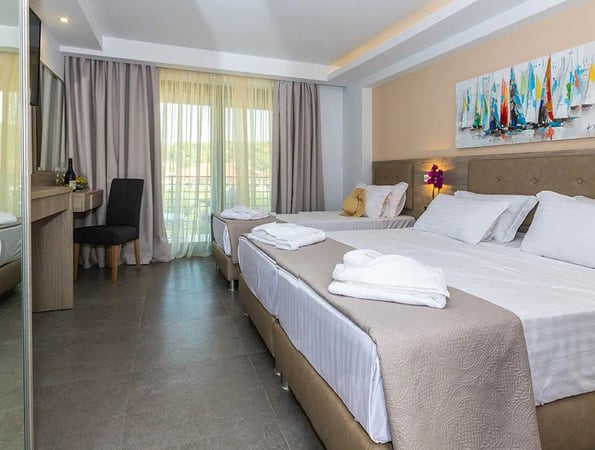 New Story Luxury Suites - Ποσείδι, Χαλκιδική