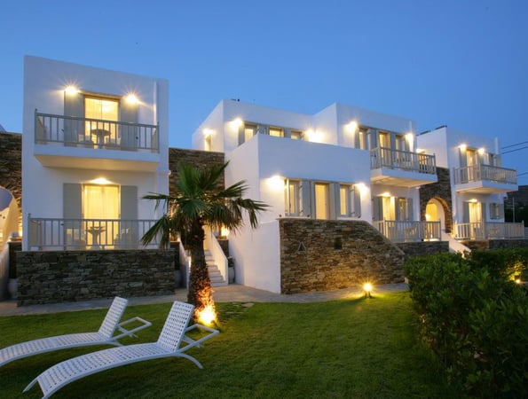 Ninemia Suites Tinos & Open air Spa