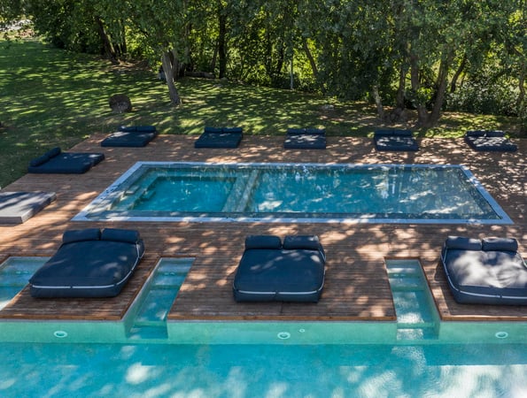 Oniropetra Boutique Hotel