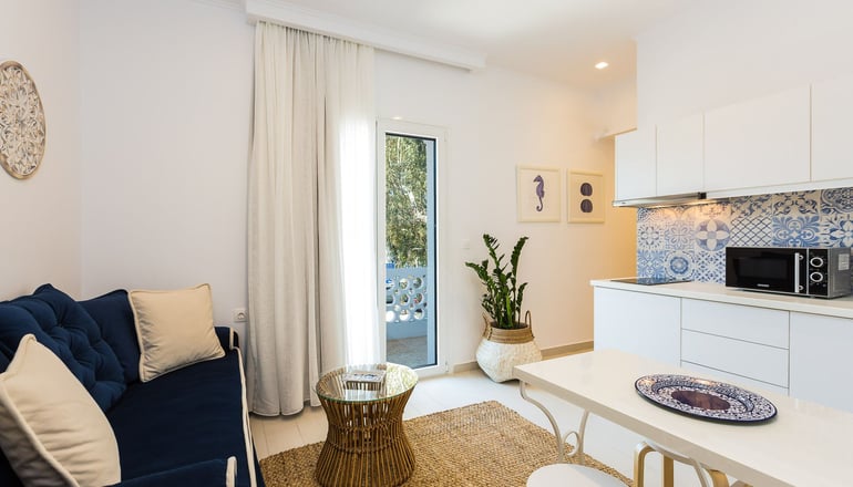 Georgioupolis Plaza Suites