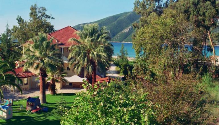 Villa Makis