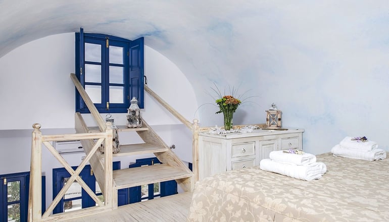 Oia Sunset Villas