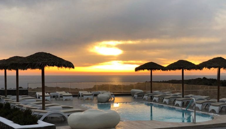 Oia Sunset Villas