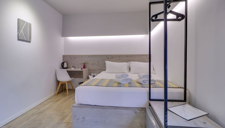 Athensotel.com