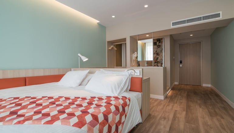 4* Kubic Athens Smart Hotel