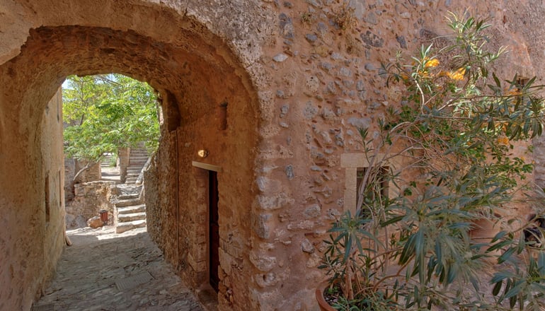 Dorovinis Monemvasia Castlehouses