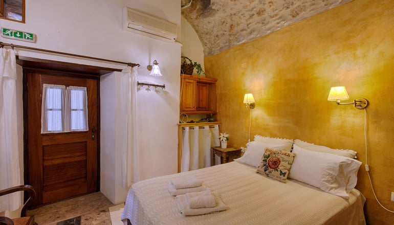 Dorovinis Monemvasia Castlehouses