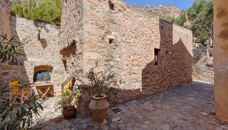 Dorovinis Monemvasia Castlehouses