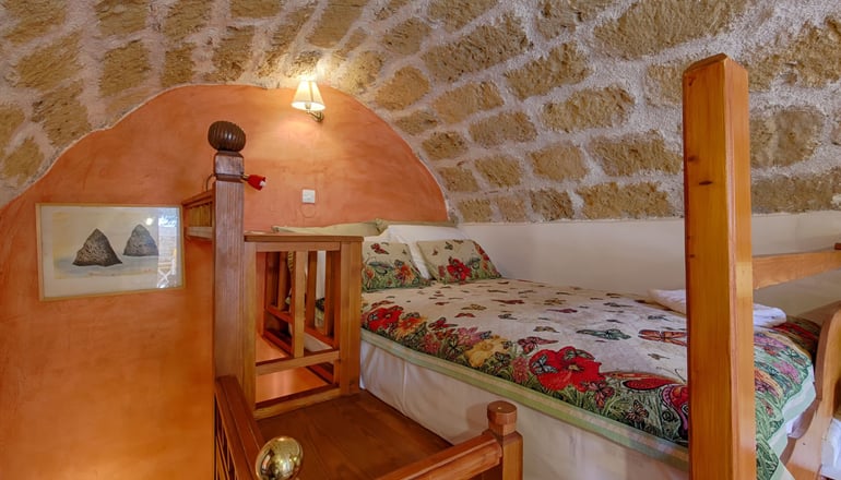 Dorovinis Monemvasia Castlehouses