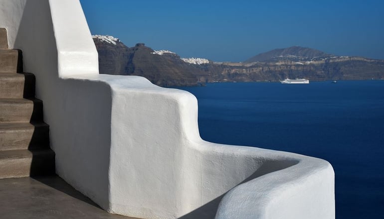 4* Ducato di Oia Santorini