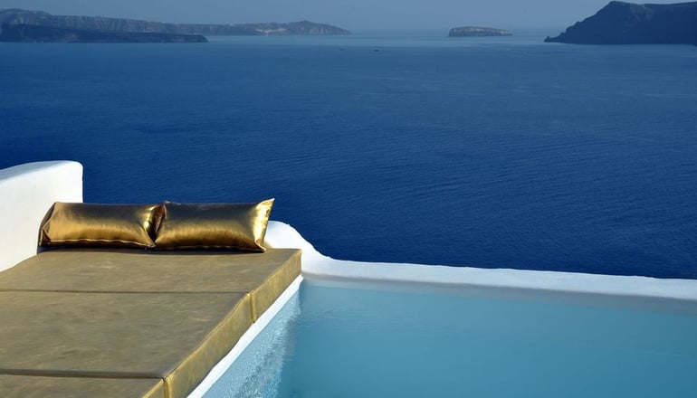 4* Ducato di Oia Santorini