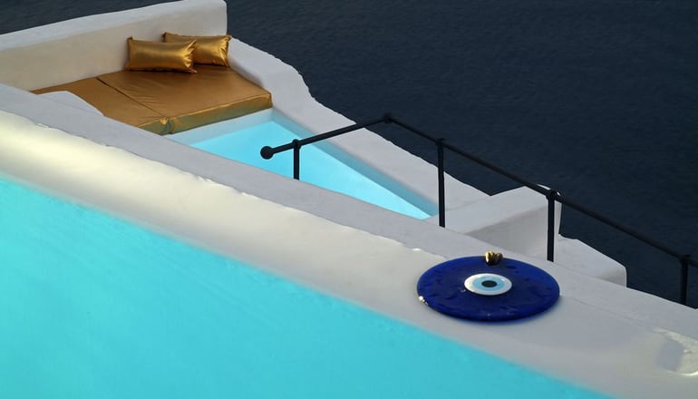4* Ducato di Oia Santorini